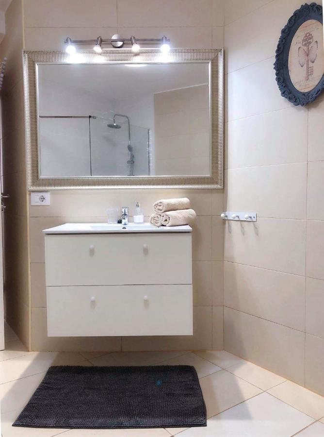 Beautiful 3 Bed Apartment In Los Cristianos Cactus Arona  Bagian luar foto